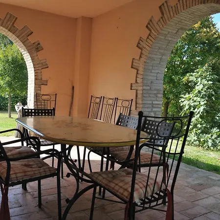 Bio Agriturismo Assiolo *