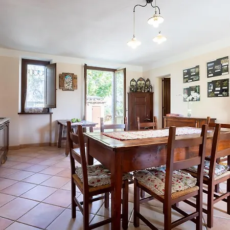 Bio Agriturismo Assiolo Летний дом *